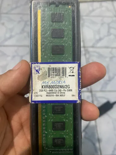 Memória 2GB pc