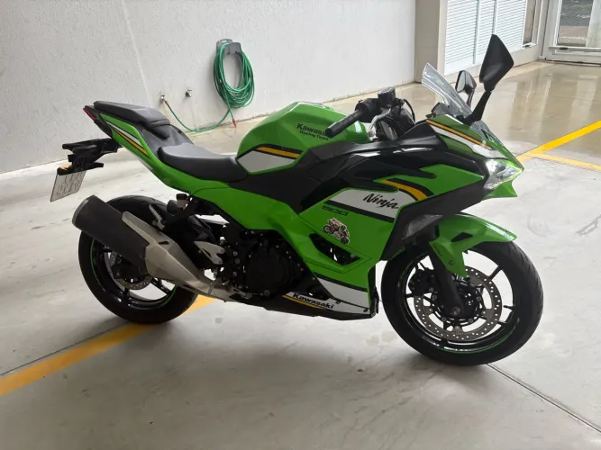 Ninja 500 SE 2025