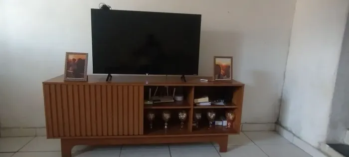 Vendo TV 43 polegadas AOC e um rack