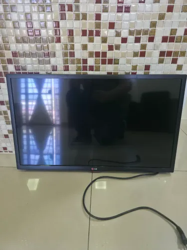 TV 32 pol LED LG com Controle - nao Smart