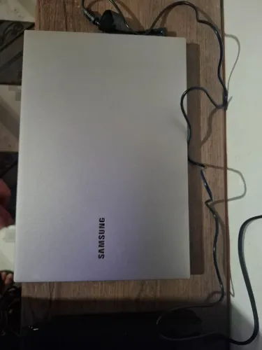 Samsung Book e-20