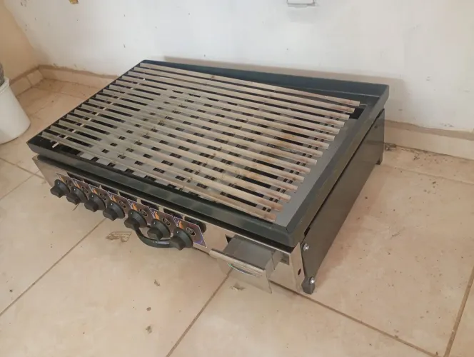 Chapa churrasco com grelha a gás