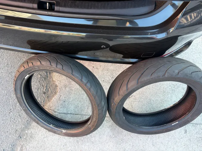 pneu PAR 160 60 17 ZR Pirelli Angel Gt 110 80 18 ZR