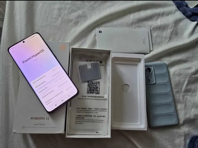 Celular Xiaomi 12 128gb 8gb ram (LEIA O ANÚNCIO)