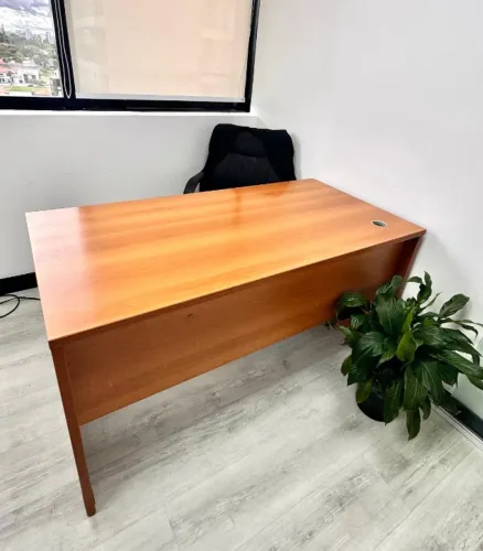 Mesa de Escritório de Madeira 1.40x70cm