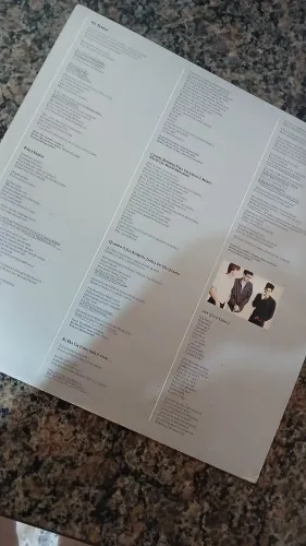 Encarte Original Legião Urbana (Álbum Dois) + LP Pink Floyd Hits (Sem Capa)