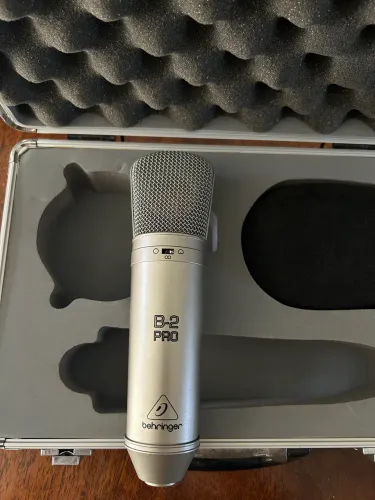 Microfone Behringer B-2 PRO Condensador Cardioide, Omnidirecional cor prateado