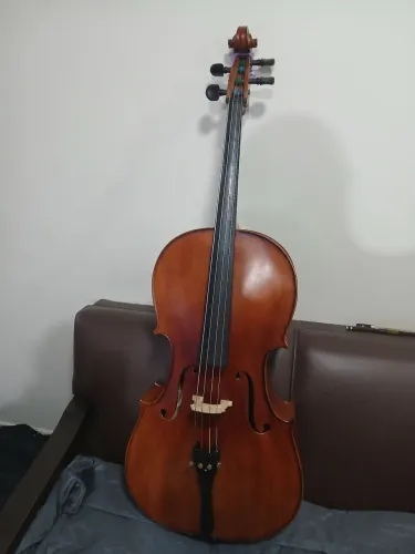 Violoncelo 4/4 Eagle