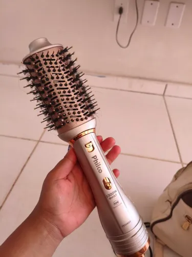 Vende se escova secadora