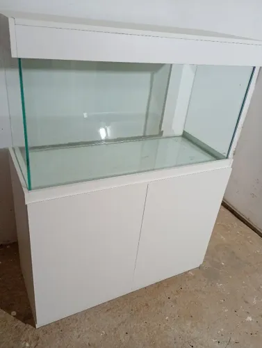 Aquário 100x30x40 com móvel novo 120 litros 