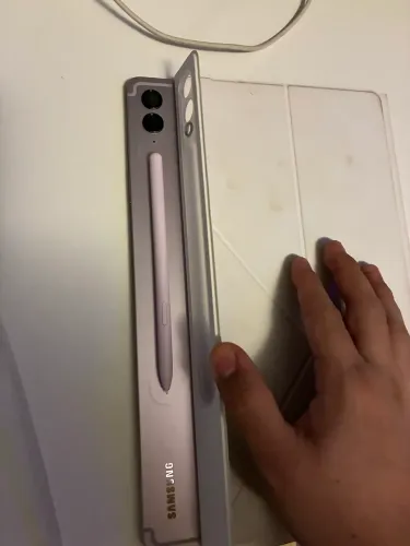 Tablet S9 FE+ com capa