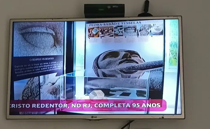 Vendo tv 32 po acompanha aparelho 