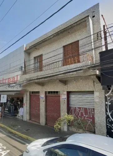 Casa à venda e locação - Centro - Salto/SP