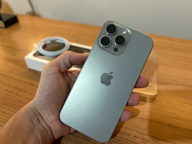 iPhone 15 Pro Max Titanium