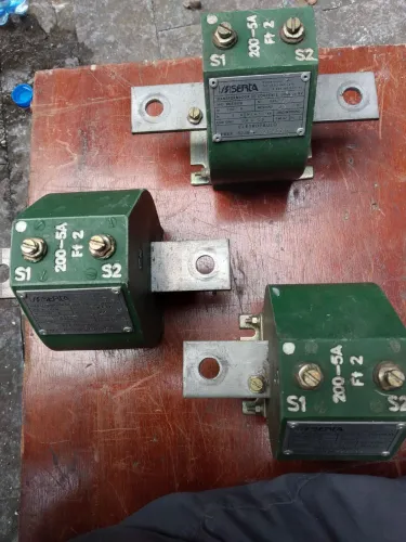 ? 3 Transformadores de Corrente SERTA 200A/5A - Originais Eletropaulo