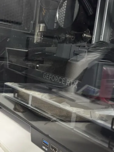 Placa de vídeo rtx 5070 Eagle Oc