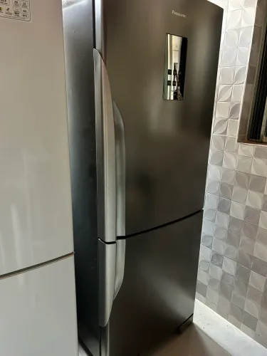 Geladeira Panasonic Inverter 425 Litros - Aço Escovado (Usada)