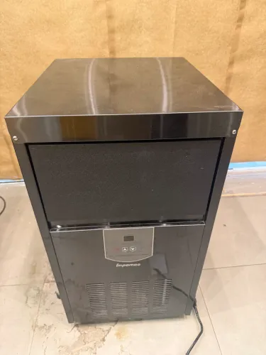 Máquina de gelo Impomac TH50