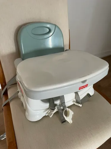 Cadeira de alimentação portátil Fisher-Price DLT02 - muito conservada