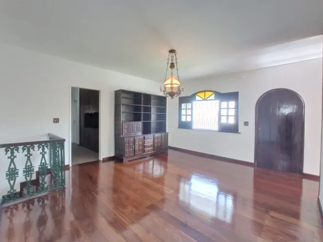Casa com 6 quartos, 476 m² - venda por R$ 1.790.000 ou aluguel por R$ 12.000/mês - Bom Pas