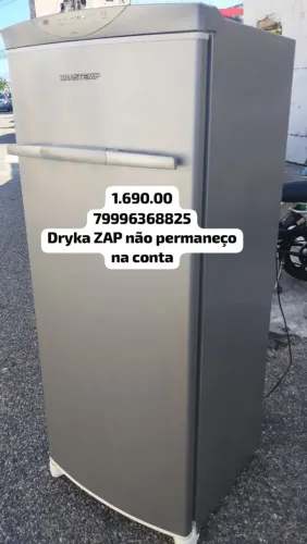 Freezer vertical top