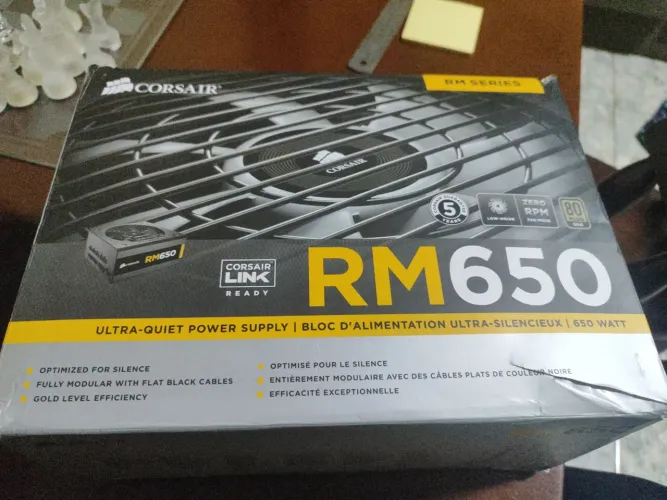 FONTE CORSAIR RM650 650W
