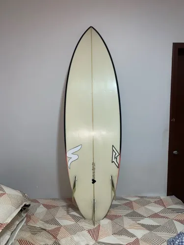 Prancha de Surf FV 5'10 29L