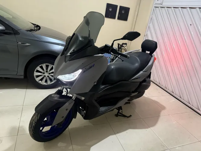 Xmax 250 cilindradas Ano 2022 a melhor da categoria!