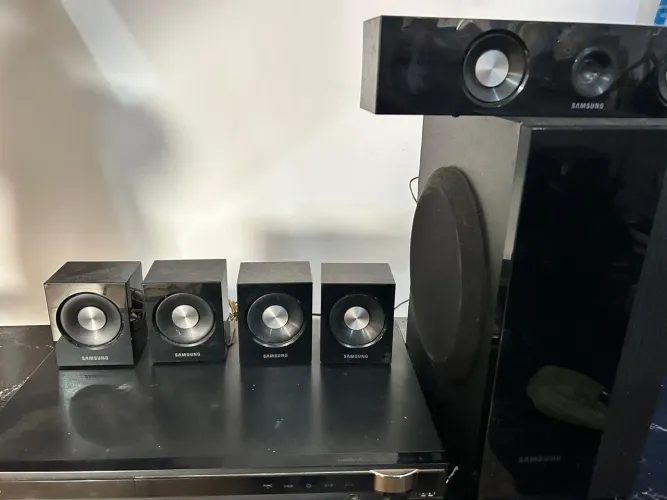 Home theater 