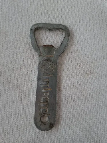 Abridor de garrafas Antártica