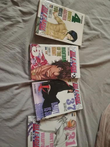 Mangás Bleach - volumes variados