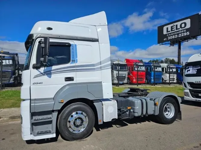 Mercedes Benz Axor 2041 4x2 Ano 2019 Automático Ar Condicionado