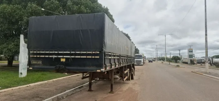 Carreta Vanderleia 2 eixos
