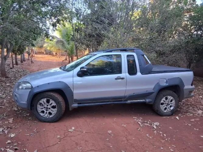 Fiat Strada Adventure 1.8/ 1.8 Locker Flex CE 2012