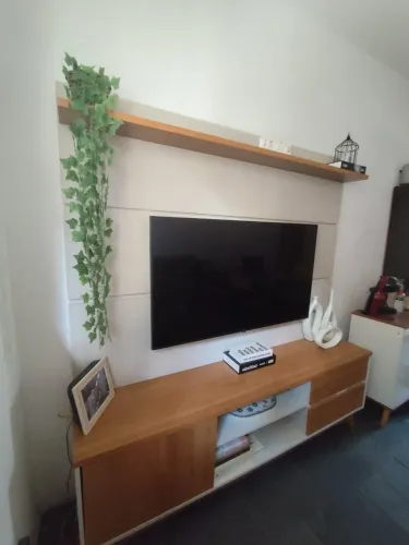 Rack Berlim 1.8 para TV até 72 polegadas