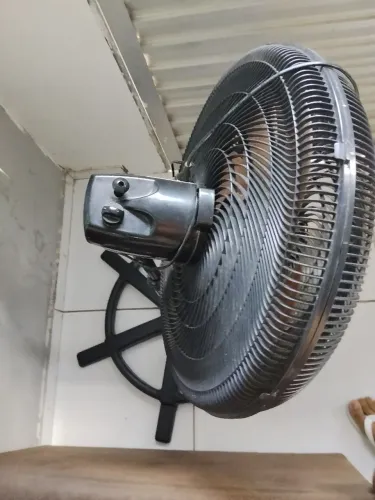 Vendo ventiladores com defeito!