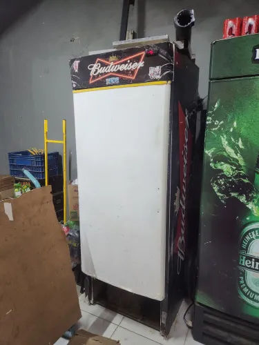 Freezer cervejeiro vertical