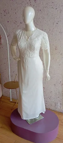 Vestido de noiva, para casamento civil. Tamanho 44/46