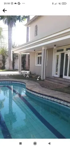 Linda Casa para Locação no Bairro Serrano