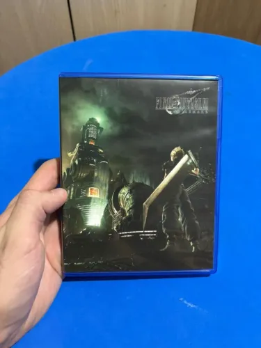 Final Fantasy VII - PS4 / PS5