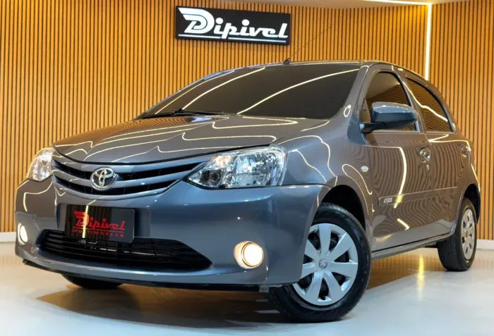 Toyota Etios X 1.3 Flex 16V 5P Mec. 2015