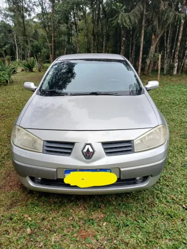Renault Megane Sedan Dynamique 2.0 16V Aut. 2009