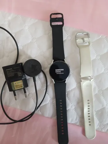 Samsung Galaxy Watch 4