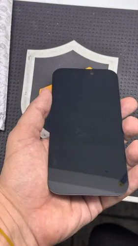 Display iPhone 16 - RETIRADO