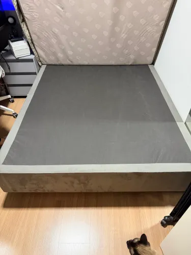 Box cama de casal 138 x 188cm