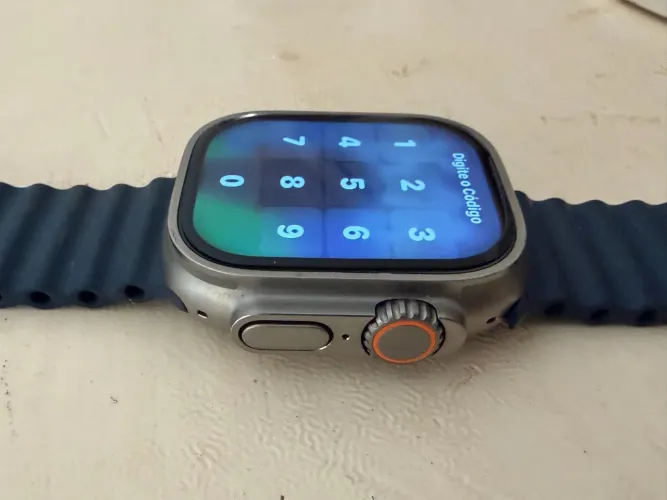 Apple Watch Ultra 2 49mm GPS + Cellular Titânio - R$ 2.750