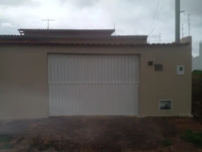 Casa Setor Urias (Jardim Ipê)3 quartos suíte 1.800,