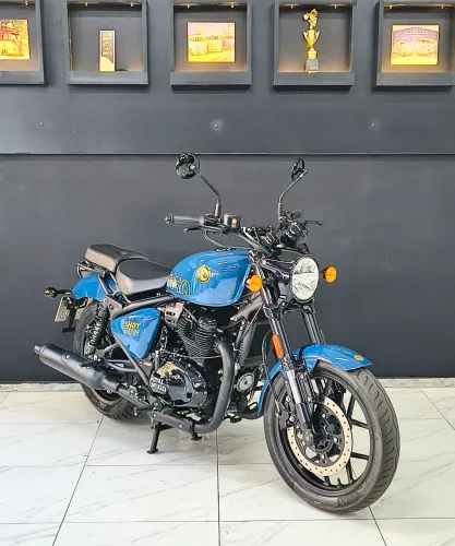 Royal Enfield Shogun 650 Base