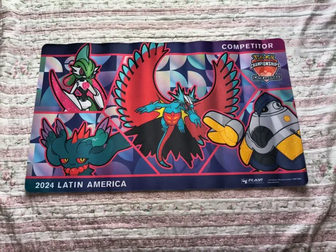Playmat Pokémon LAIC Original de Competitor - NOVO
