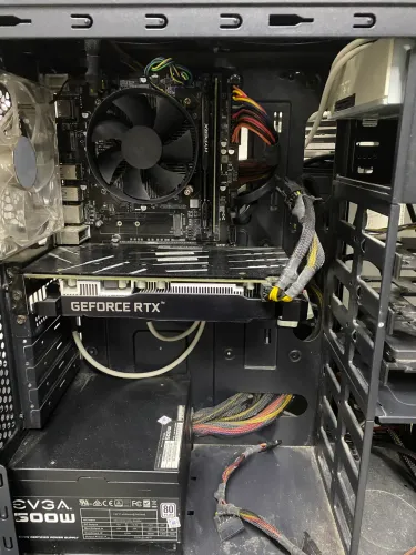 PC Gamer i5 9500F RTX 2050